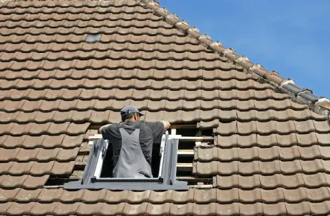 Pose de velux - Saint-Cybardeaux